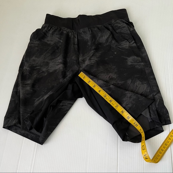 Lululemon Bundle of 2 T.H.E Short 9" Lined Luxtreme, M - Picture 13 of 15